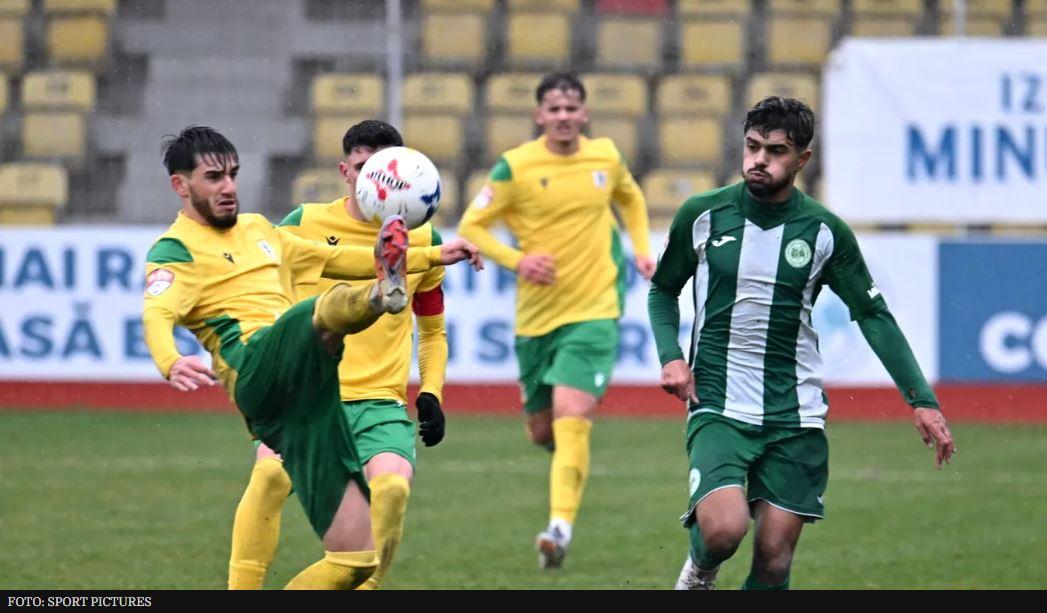 https___www.prosport.ro_wp-content_uploads_2024_12_Echipa-de-fotbal-din-Romania-a-dat-faliment-FRF-o-exclude-din-campionat-imediat-si-se-schimba-clasamentul-in-zona-de-play-off-1400×1050
